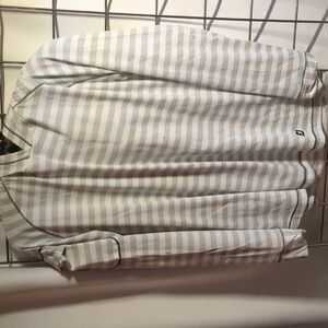 Women's hoodie size medium foot Joy.